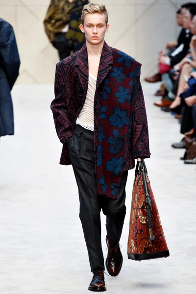 Look 44